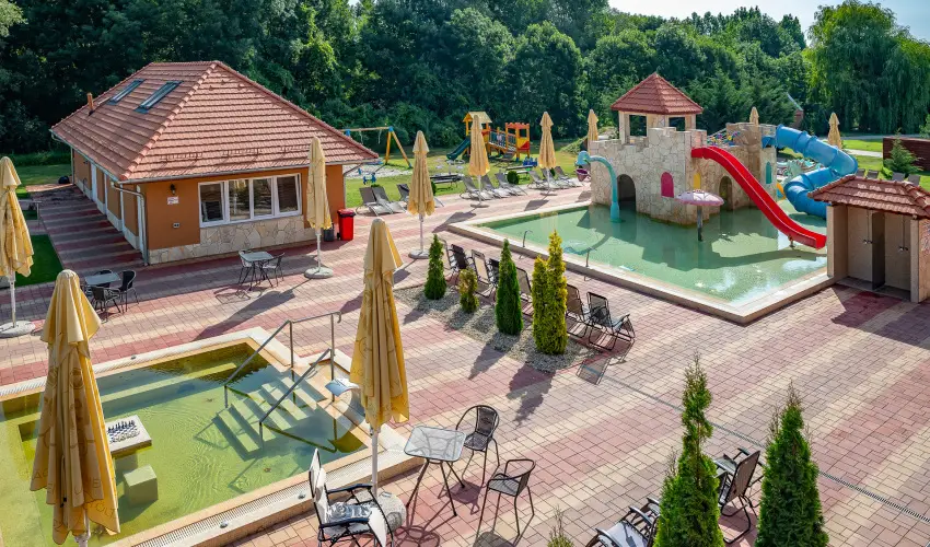 Term�l Hotel Vesta T�pi�szecs� - Kikapcsol�d�s f�lpanzi�s ell�t�ssal (1 �jt�l)