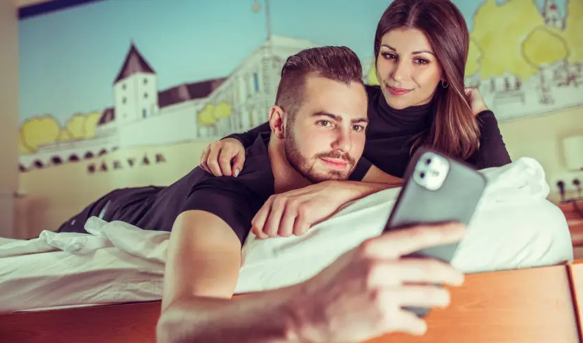 Hotel Viktria Srvr - Nyugdjas kedvezmnyes rak reggelis elltssal (1 jtl)