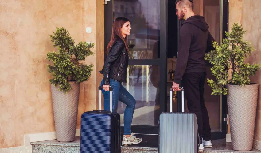 Hotel Viktria Srvr - Nyugdjas kedvezmnyes rak reggelis elltssal (1 jtl)