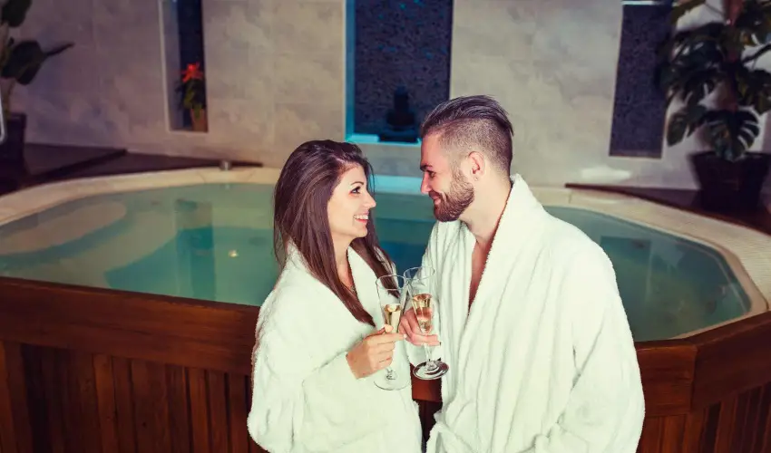 Hotel Viktria Srvr - Nyugdjas kedvezmnyes rak reggelis elltssal (1 jtl)