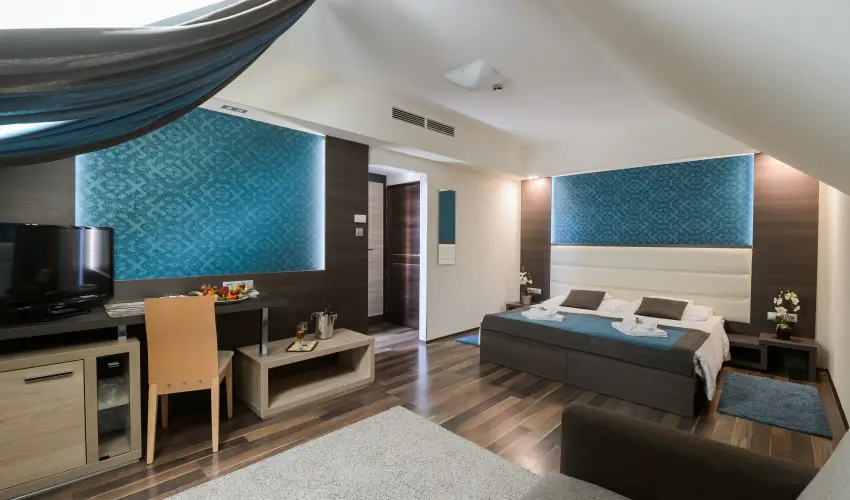 Hotel Villa V�lgy Eger - Szoba�rak f�lpanzi�s ell�t�ssal (min. 7 �j)