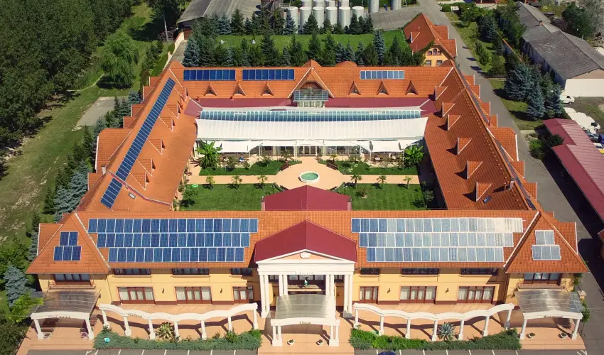 Hotel Vinum Wellness s Konferencia Hotel Kiskrs - Legjobb r (1 jtl)