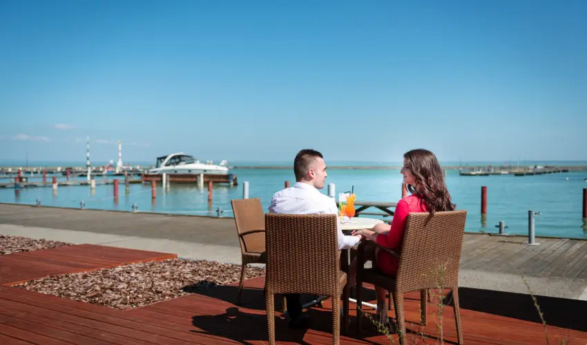 Hotel Yacht Wellness & Business Si�fok - Senior aj�nlat (1 �jt�l)