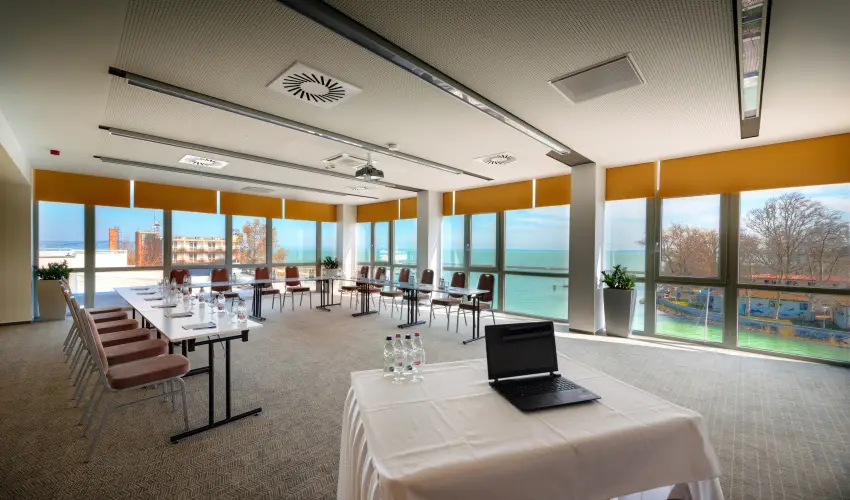 Hotel Yacht Wellness & Business Si�fok - Senior aj�nlat (1 �jt�l)