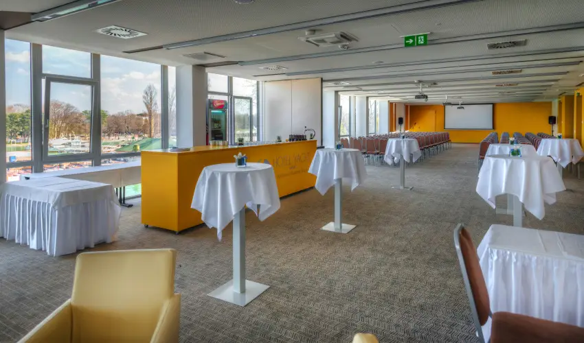 Hotel Yacht Wellness & Business Si�fok - Senior aj�nlat (1 �jt�l)