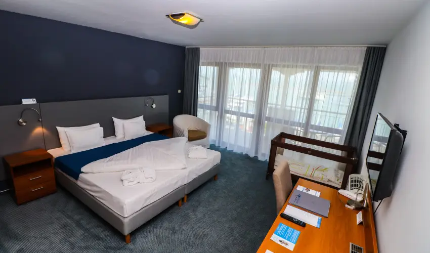 Hotel Yacht Wellness & Business Si�fok - Senior aj�nlat (1 �jt�l)