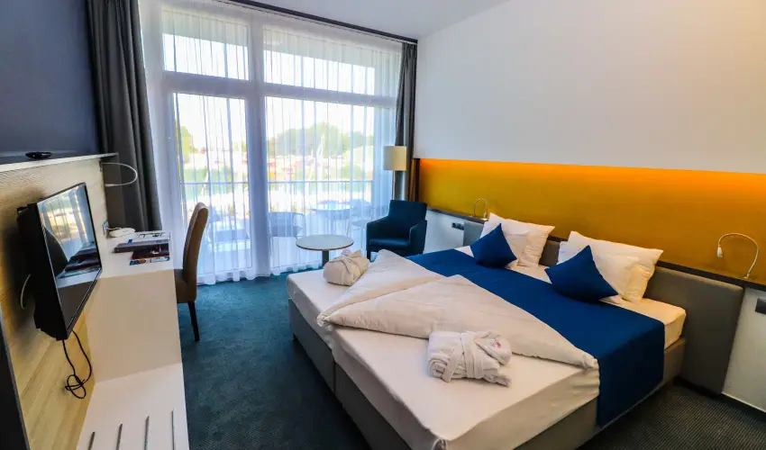 Hotel Yacht Wellness & Business Si�fok - Senior aj�nlat (1 �jt�l)