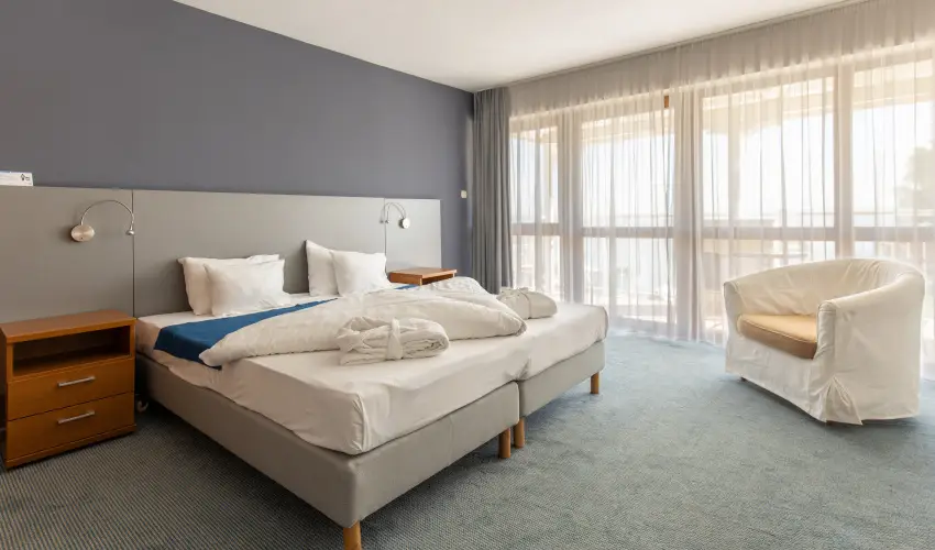 Hotel Yacht Wellness & Business Si�fok - Senior aj�nlat (1 �jt�l)