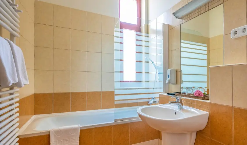 Hotel Anna Villa Balatonfldvr - Kedvez ajnlat (1 jtl)