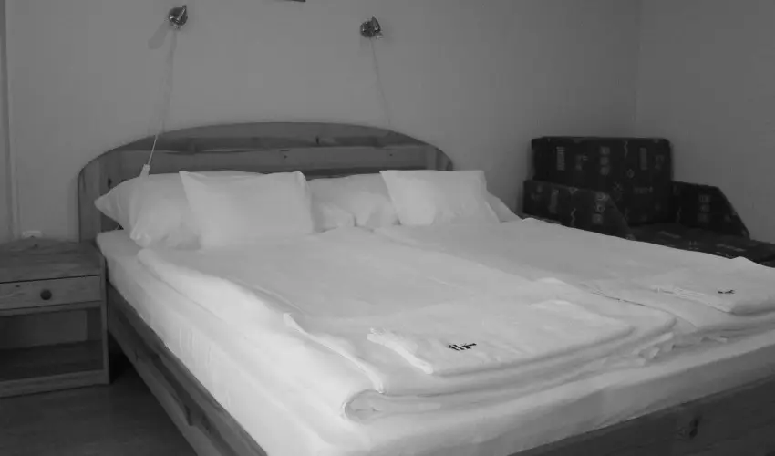 Therm�l Apartmanh�z Kom�rom - Nyugd�jas kedvezm�nyes �rak f�rd�bel�p�vel (1 �jt�l)