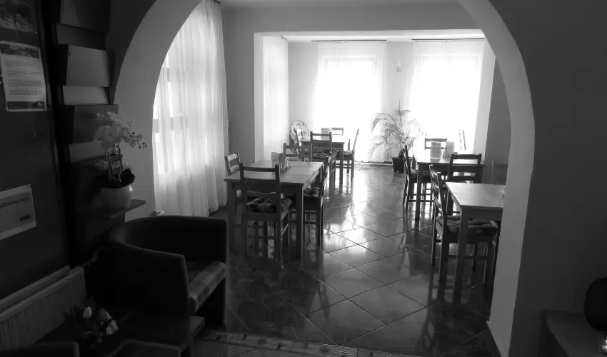 Therm�l Apartmanh�z Kom�rom - Nyugd�jas kedvezm�nyes �rak f�rd�bel�p�vel (1 �jt�l)