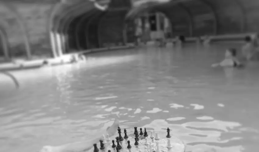 Therm�l Apartmanh�z Kom�rom - Nyugd�jas kedvezm�nyes �rak f�rd�bel�p�vel (1 �jt�l)