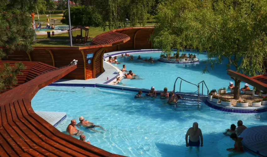 Therml Apartmanhz Komrom - Novemberi akci (min. 2 j)