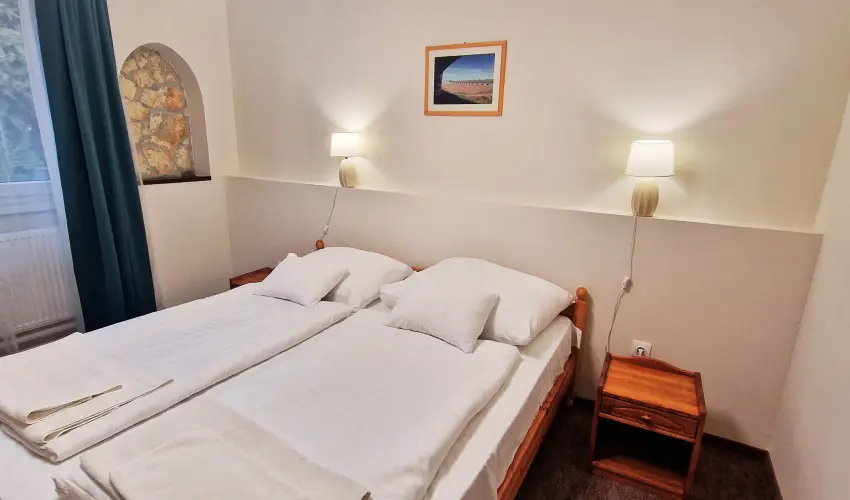 Therm�l Apartmanh�z Kom�rom - Tavaszi �res� (min. 2 �j)