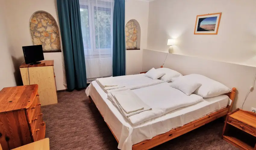 Therm�l Apartmanh�z Kom�rom - Tavaszi �res� (min. 2 �j)