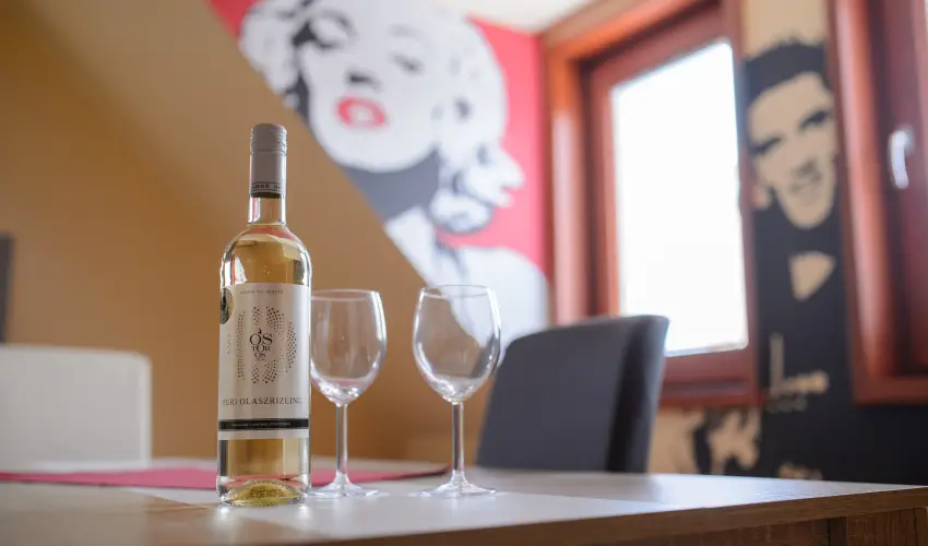 HR Apartmanhz Eger - Nyugdjas kedvezmnyes rak