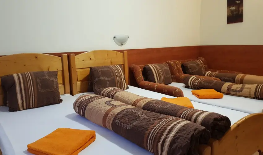 Hungria Panzi Miskolctapolca - Kikapcsolds Miskolctapolcn flpanzival (min. 2 j)