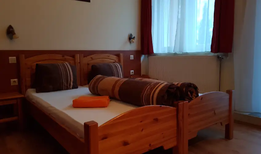 Hungria Panzi Miskolctapolca - Kikapcsolds Miskolctapolcn flpanzival (min. 2 j)