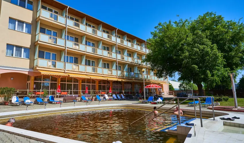 Hungarospa Thermal Hotel Hajdúszoboszló - Prémium nyár fürdőbelépővel (min. 2 éj)