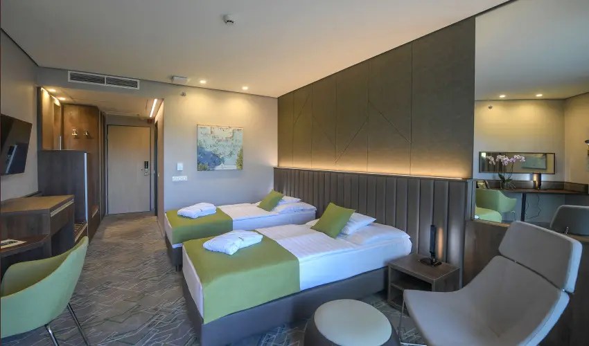 Hunguest Hotel Sóstó Nyíregyháza - Sóstó - Legjobb ár fürdőbelépővel (min. 2 éj)