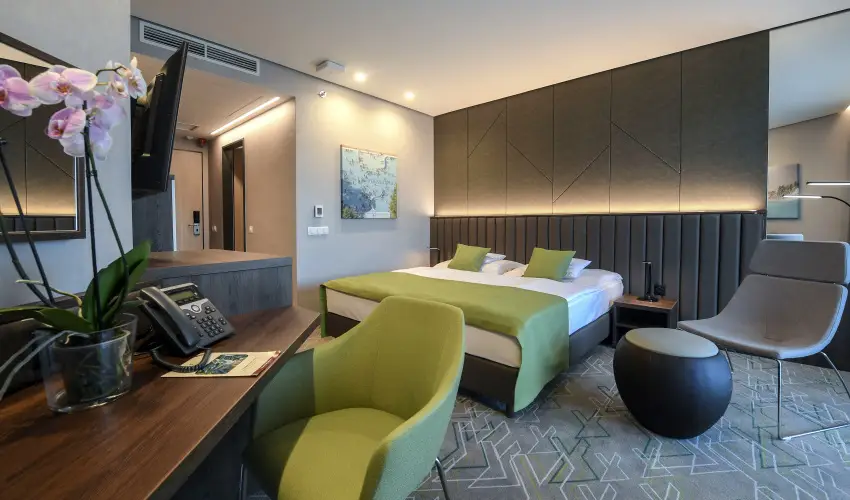 Hunguest Hotel Sóstó Nyíregyháza - Sóstó - Legjobb ár fürdőbelépővel (min. 2 éj)