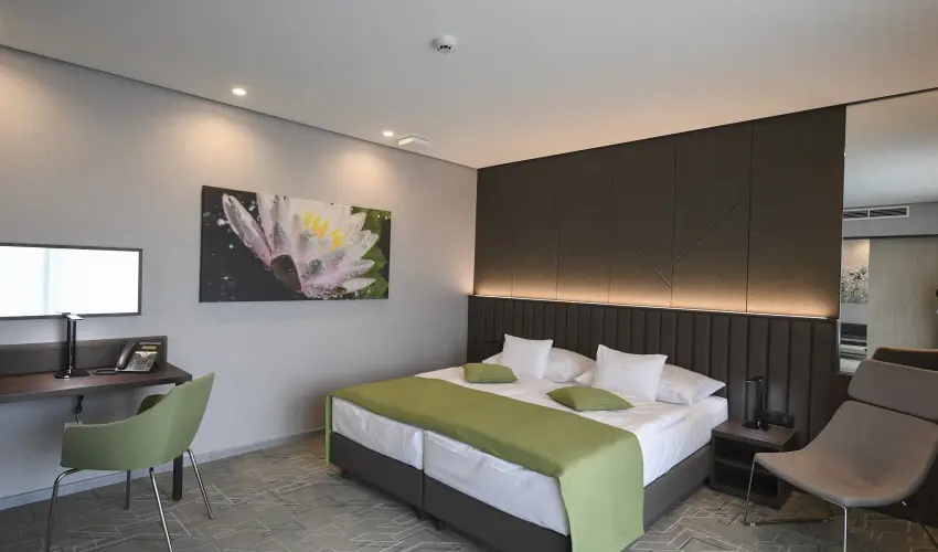 Hunguest Hotel Sóstó Nyíregyháza - Sóstó - Legjobb ár fürdőbelépővel (min. 2 éj)