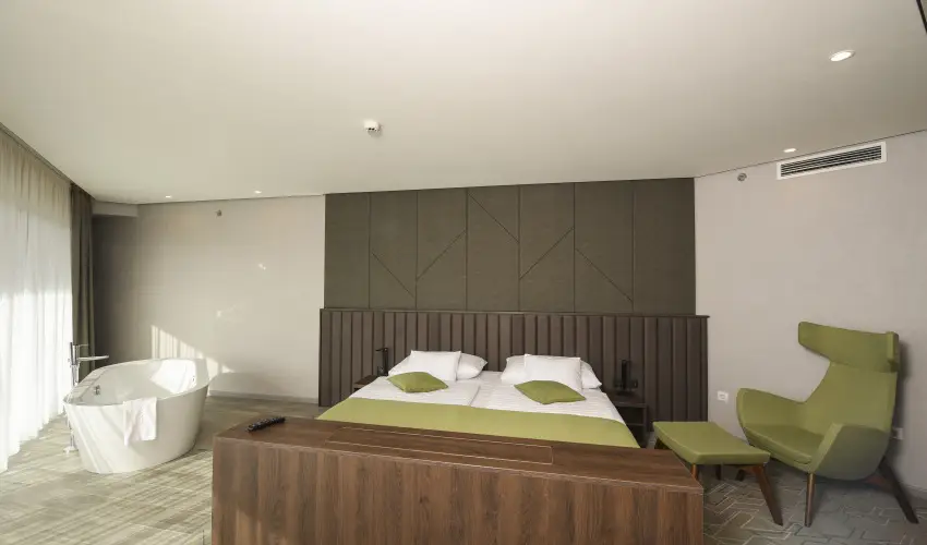 Hunguest Hotel Sóstó Nyíregyháza - Sóstó - Legjobb ár fürdőbelépővel (min. 2 éj)