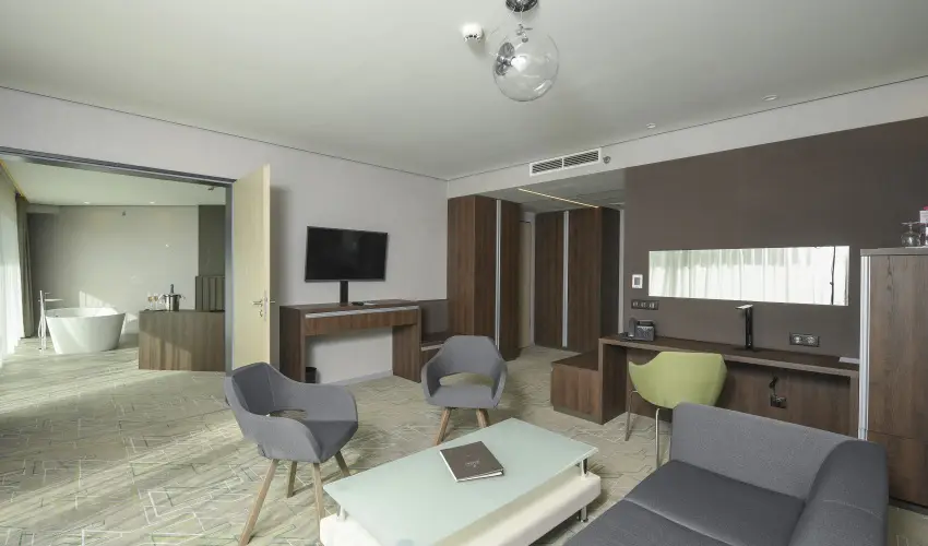 Hunguest Hotel Sóstó Nyíregyháza - Sóstó - Legjobb ár fürdőbelépővel (min. 2 éj)