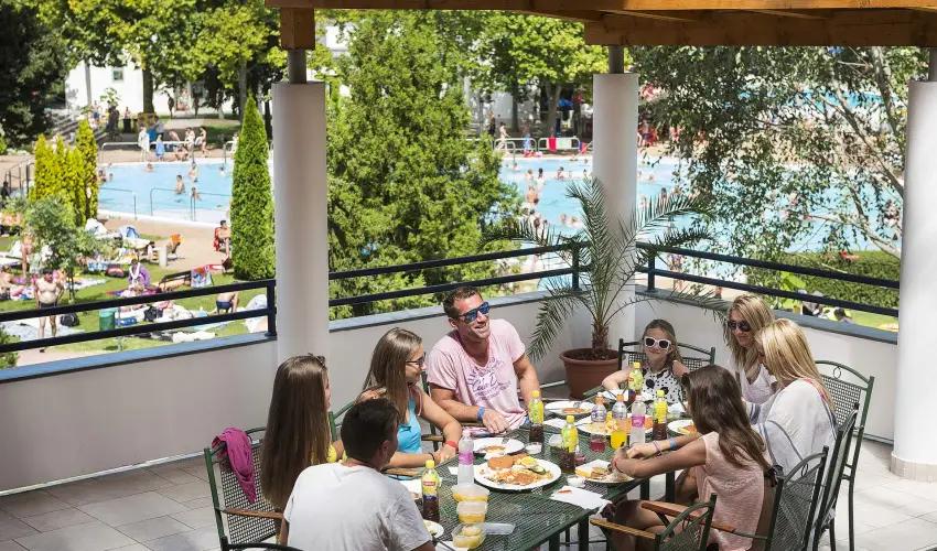 Hunguest Hotel Sóstó Nyíregyháza - Sóstó - Legjobb ár fürdőbelépővel (min. 2 éj)