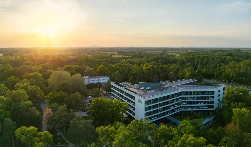 Hunguest Hotel Sóstó Nyíregyháza - Sóstó - Legjobb ár fürdőbelépővel (min. 2 éj)