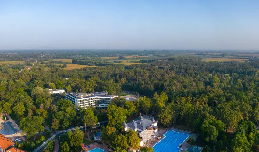 Hunguest Hotel Sóstó Nyíregyháza - Sóstó - Legjobb ár fürdőbelépővel (min. 2 éj)
