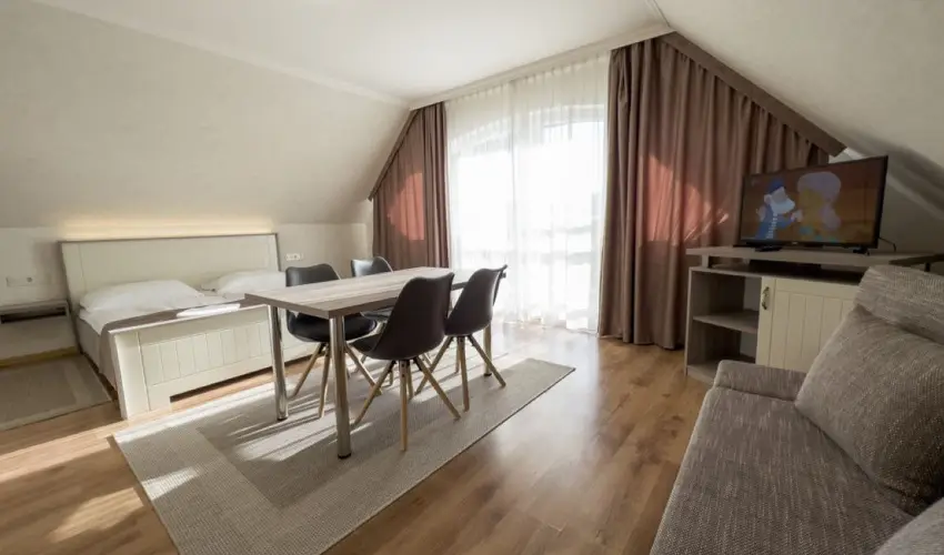 Járja Panzió Hajdúszoboszló - Nyugdíjas kedvezményes árak (1 éjtől)