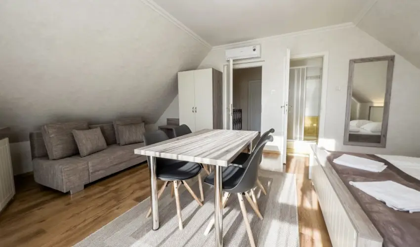 Járja Panzió Hajdúszoboszló - Nyugdíjas kedvezményes árak (1 éjtől)