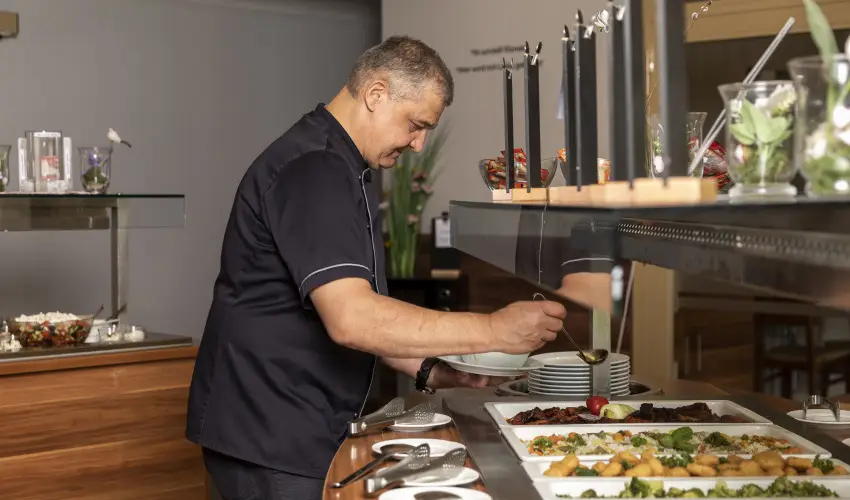 Vulkán Wellness Hotel és Kemping Celldömölk - Nyugdíjas kedvezményes ár félpanzióval, fürdőhasználattal (min. 4 éj)
