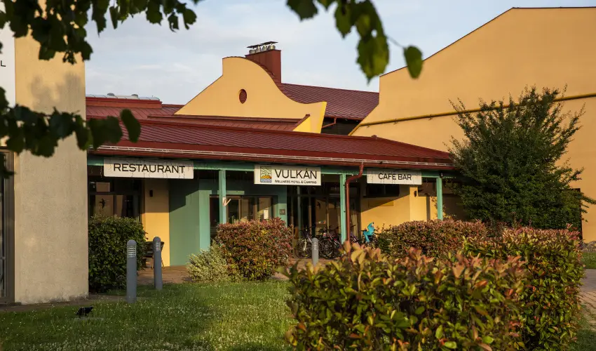 Vulkán Wellness Hotel és Kemping Celldömölk - Nyugdíjas kedvezményes ár félpanzióval, fürdőhasználattal (min. 4 éj)