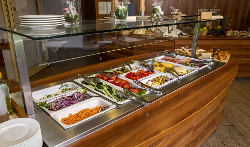 Vulkán Wellness Hotel és Kemping Celldömölk - Nyugdíjas kedvezményes ár félpanzióval, fürdőhasználattal (min. 4 éj)