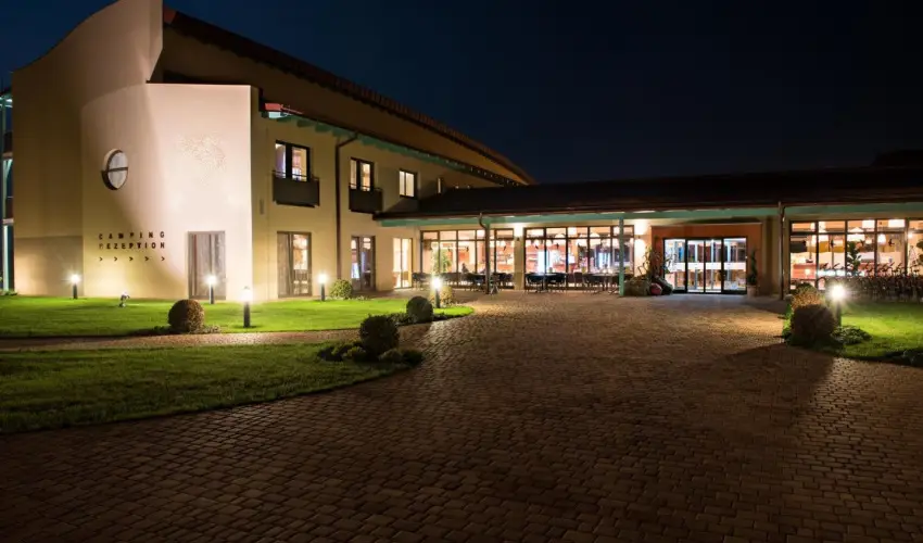 Vulkán Wellness Hotel és Kemping Celldömölk - Nyugdíjas kedvezményes ár félpanzióval, fürdőhasználattal (min. 4 éj)
