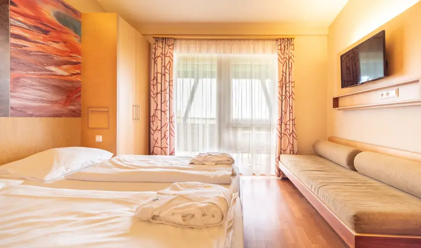 Vulkán Wellness Hotel és Kemping Celldömölk - Nyugdíjas kedvezményes ár félpanzióval, fürdőhasználattal (min. 4 éj)