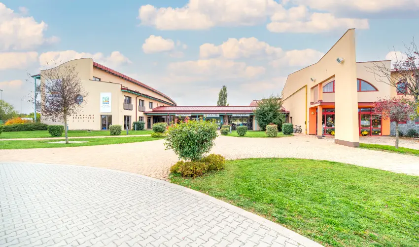 Vulkán Wellness Hotel és Kemping Celldömölk - Nyugdíjas kedvezményes ár félpanzióval, fürdőhasználattal (min. 4 éj)
