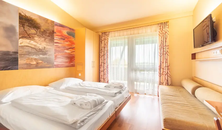 Vulkán Wellness Hotel és Kemping Celldömölk - Nyugdíjas kedvezményes ár félpanzióval, fürdőhasználattal (min. 4 éj)
