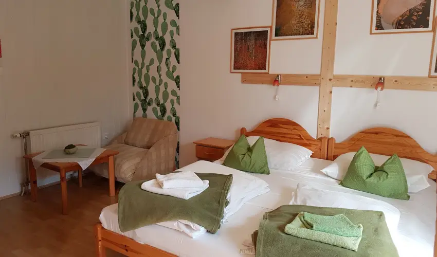 Kaktusz Villa H�v�z - Term�lf�rd� bel�p�s el�szezoni aj�nlat (min. 2 �j)