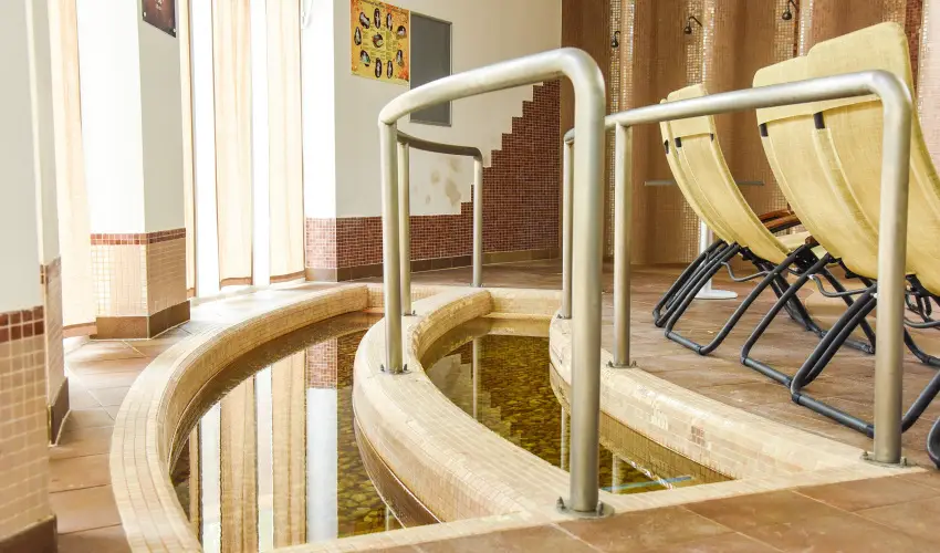 Hotel Kamilla Balmazjvros - Wellness a Kamillban frdbelpvel (min. 2 j)