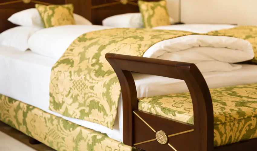 Krolyi Kastly Hotel & Restaurant  Fehrvrcsurg - Kedvezmnyes szobar flpanzival (min. 2 j)