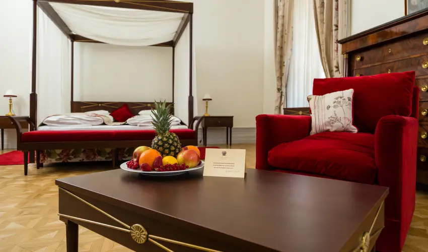 Krolyi Kastly Hotel & Restaurant  Fehrvrcsurg - Kedvezmnyes szobar flpanzival (min. 2 j)