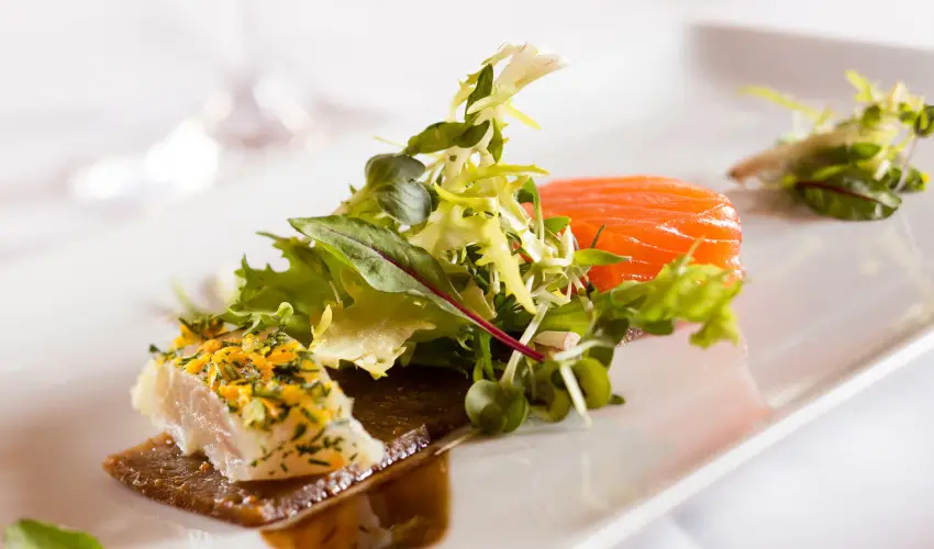 Krolyi Kastly Hotel & Restaurant  Fehrvrcsurg - Kedvezmnyes szobar flpanzival (min. 2 j)