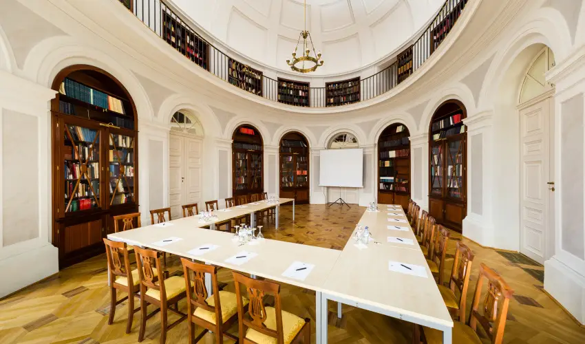 Krolyi Kastly Hotel & Restaurant  Fehrvrcsurg - Kedvezmnyes szobar flpanzival (min. 2 j)