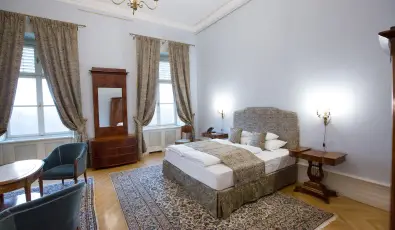 Krolyi Kastly Hotel & Restaurant  Fehrvrcsurg