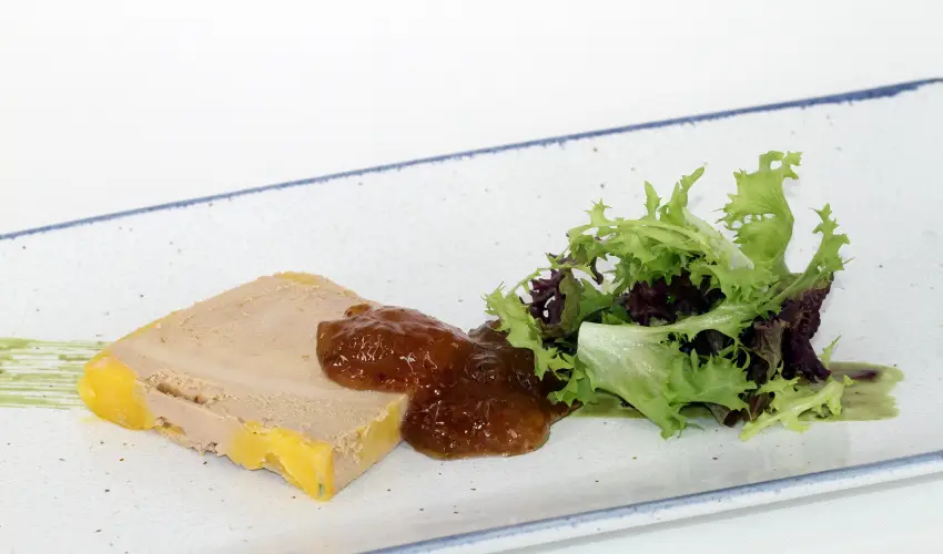 Krolyi Kastly Hotel & Restaurant  Fehrvrcsurg - Kedvezmnyes szobar flpanzival (min. 2 j)