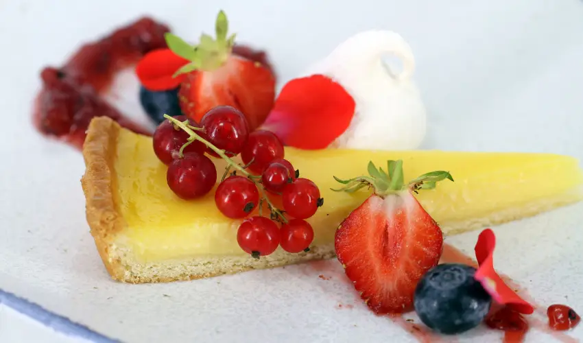 Krolyi Kastly Hotel & Restaurant  Fehrvrcsurg - Kedvezmnyes szobar flpanzival (min. 2 j)