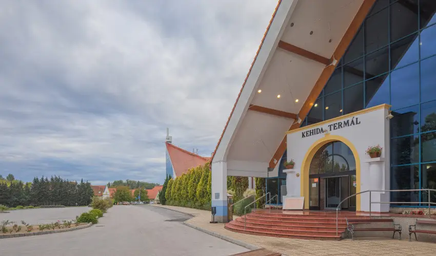 Kehida Termál Resort & Spa Kehidakustány - Kedvező ajánlat fürdőbelépővel (min. 2 éj)